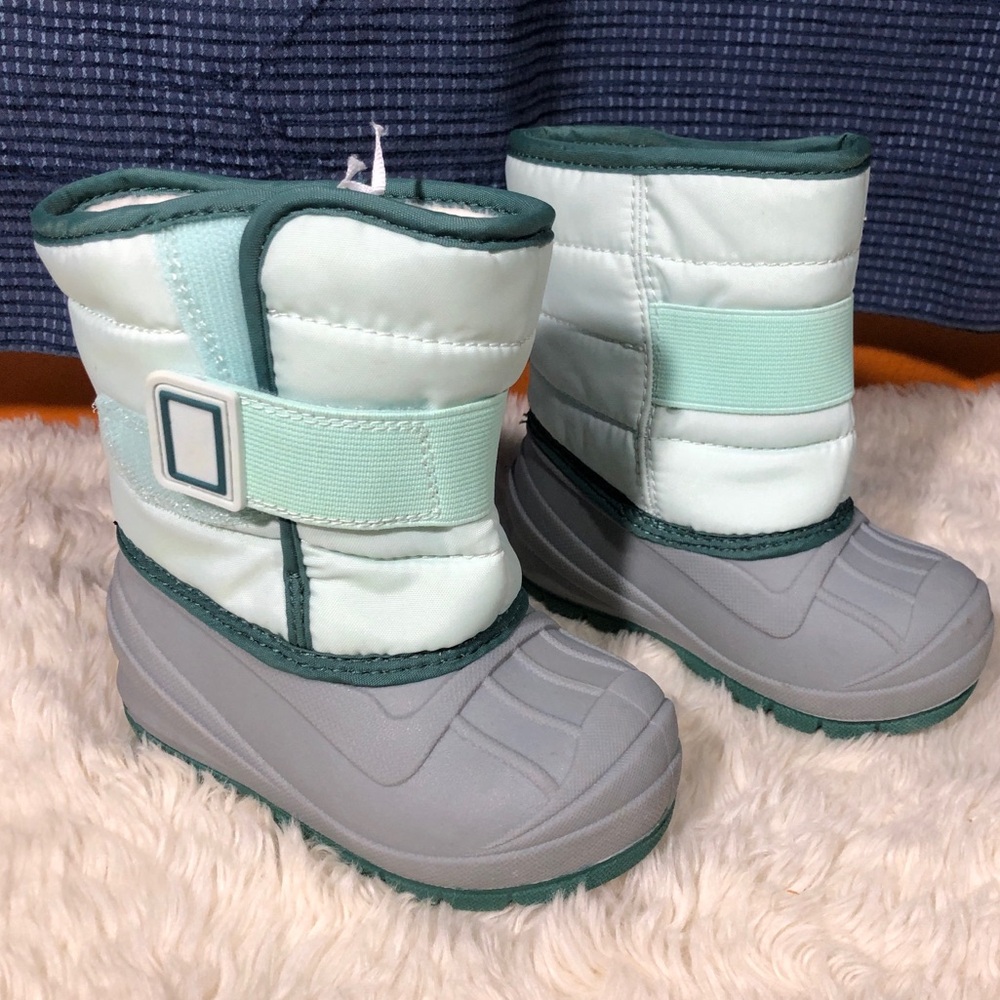 Cat & Jack Kids Snow Boots